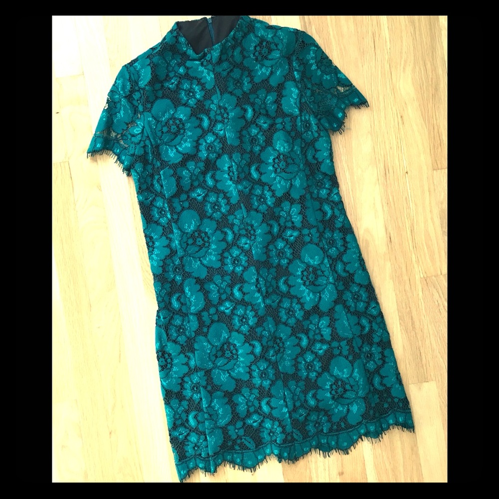 BETSY JOHNSON Beautiful Lace Party Dress